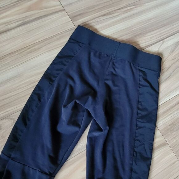 Adidas WND Wind Sporty Tech Mid Rise Tights in Black - Picture 13 of 16